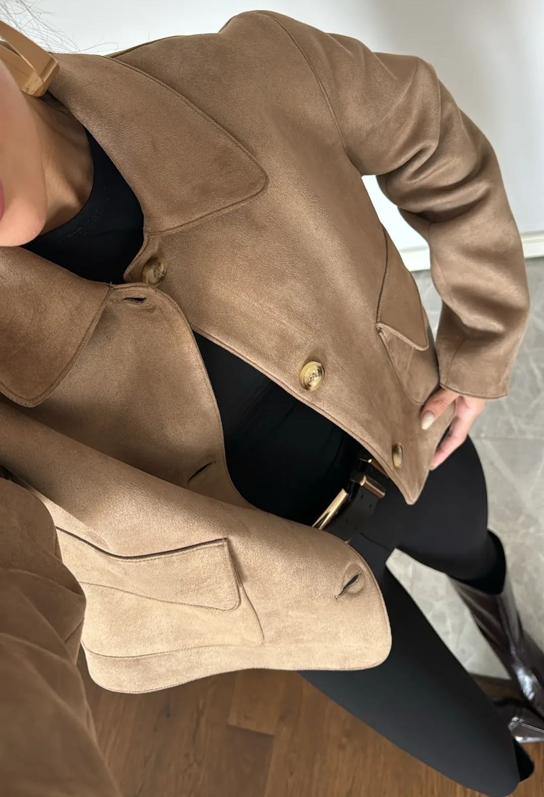 Large Pocket Detailed Suede Jacket