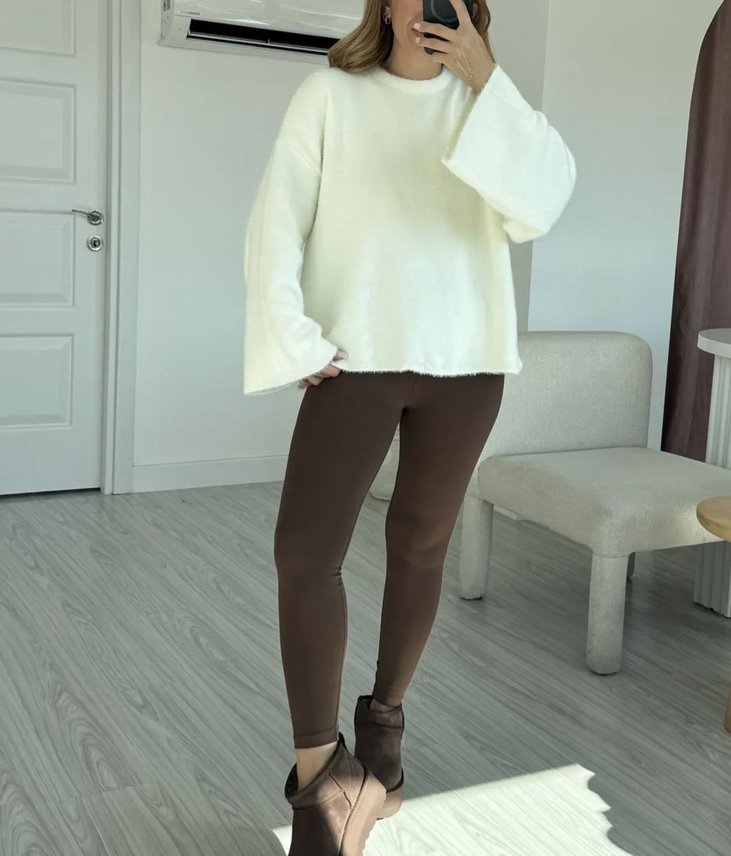 Ecru Wide Sleeve Bearded Oversize Sweater