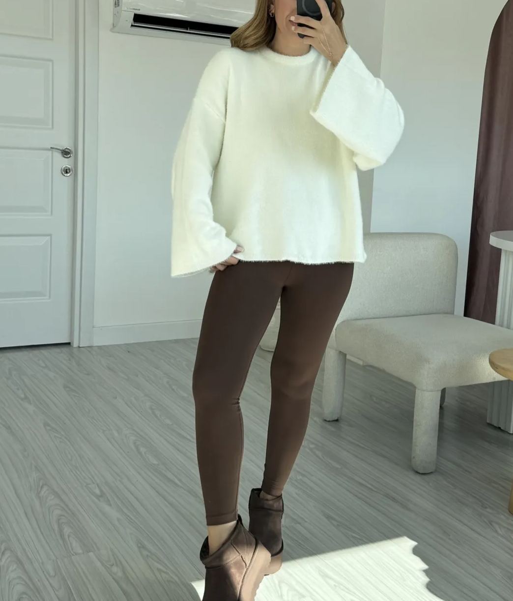 Ecru Wide Sleeve Bearded Oversize Sweater