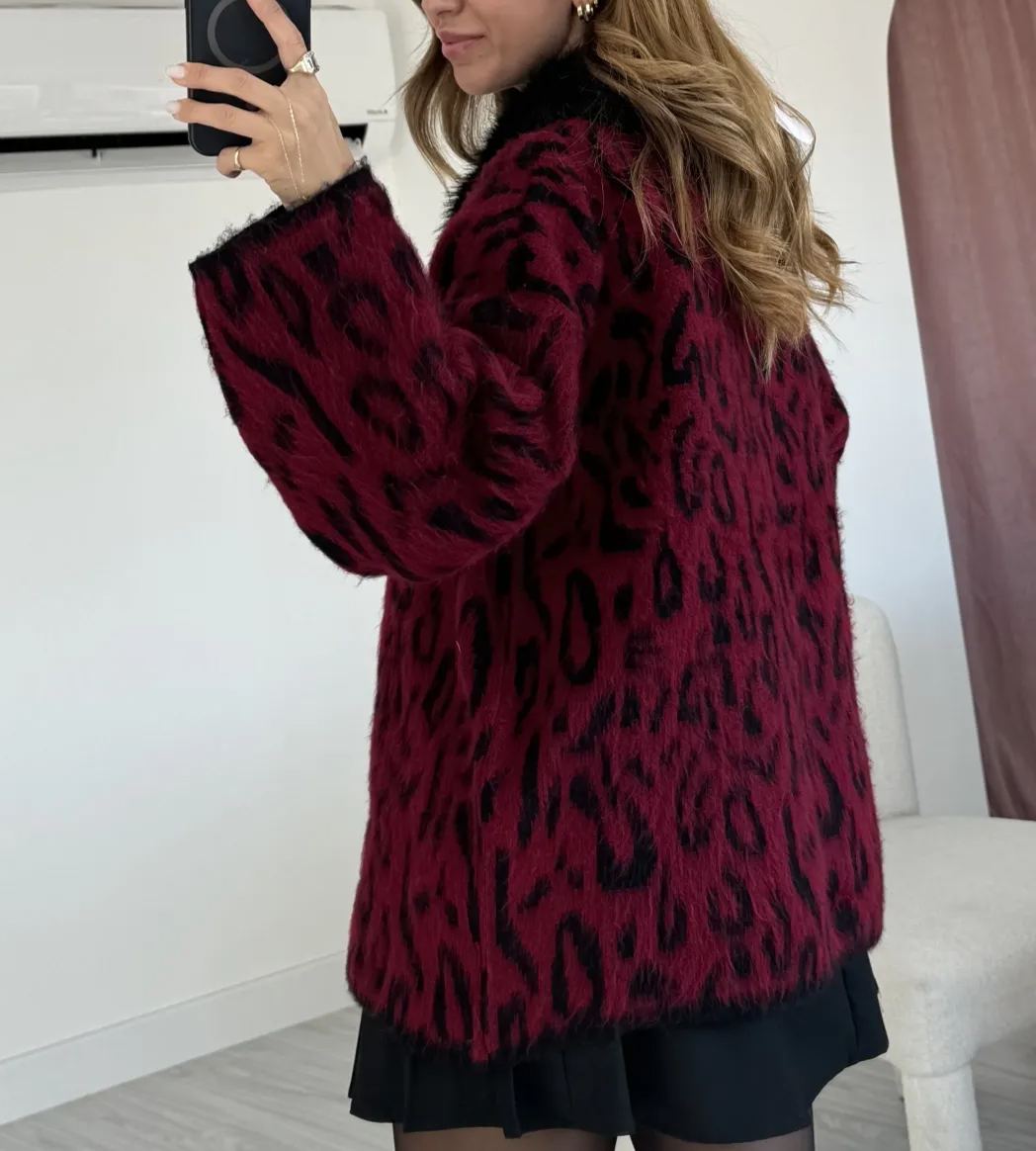 Burgundy Fur Collar Gold Buttoned Cardigan