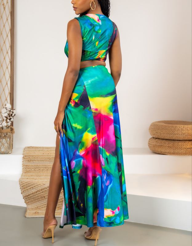 Colorful blooming dress