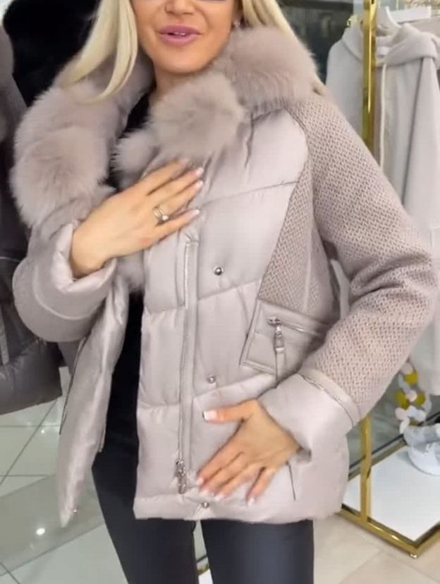 Exquisite light gray down jacket