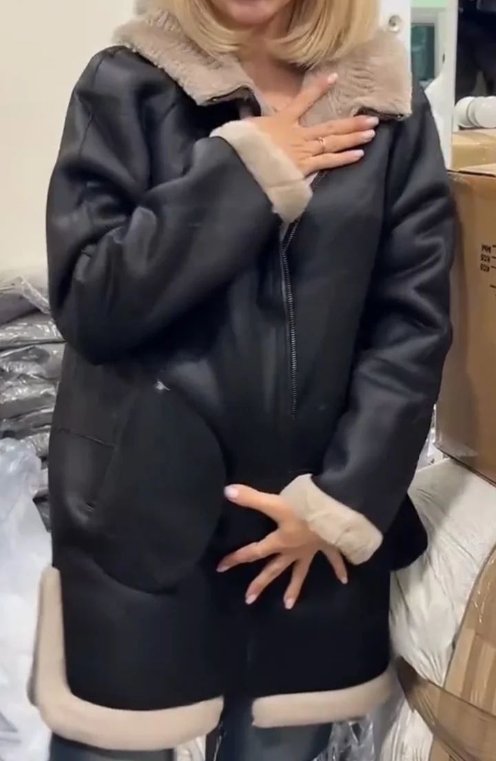 Women Standing Collar Plush Reversible Casual Coat