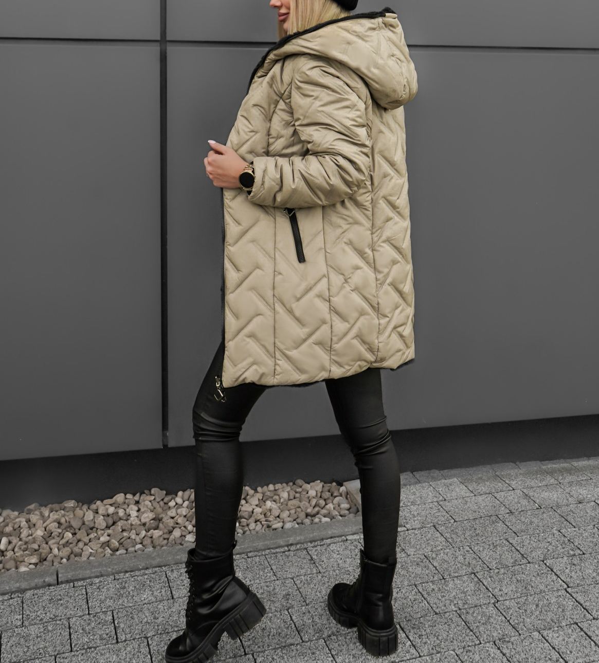 Clarena Reversible Jacket Cappuccino-Black