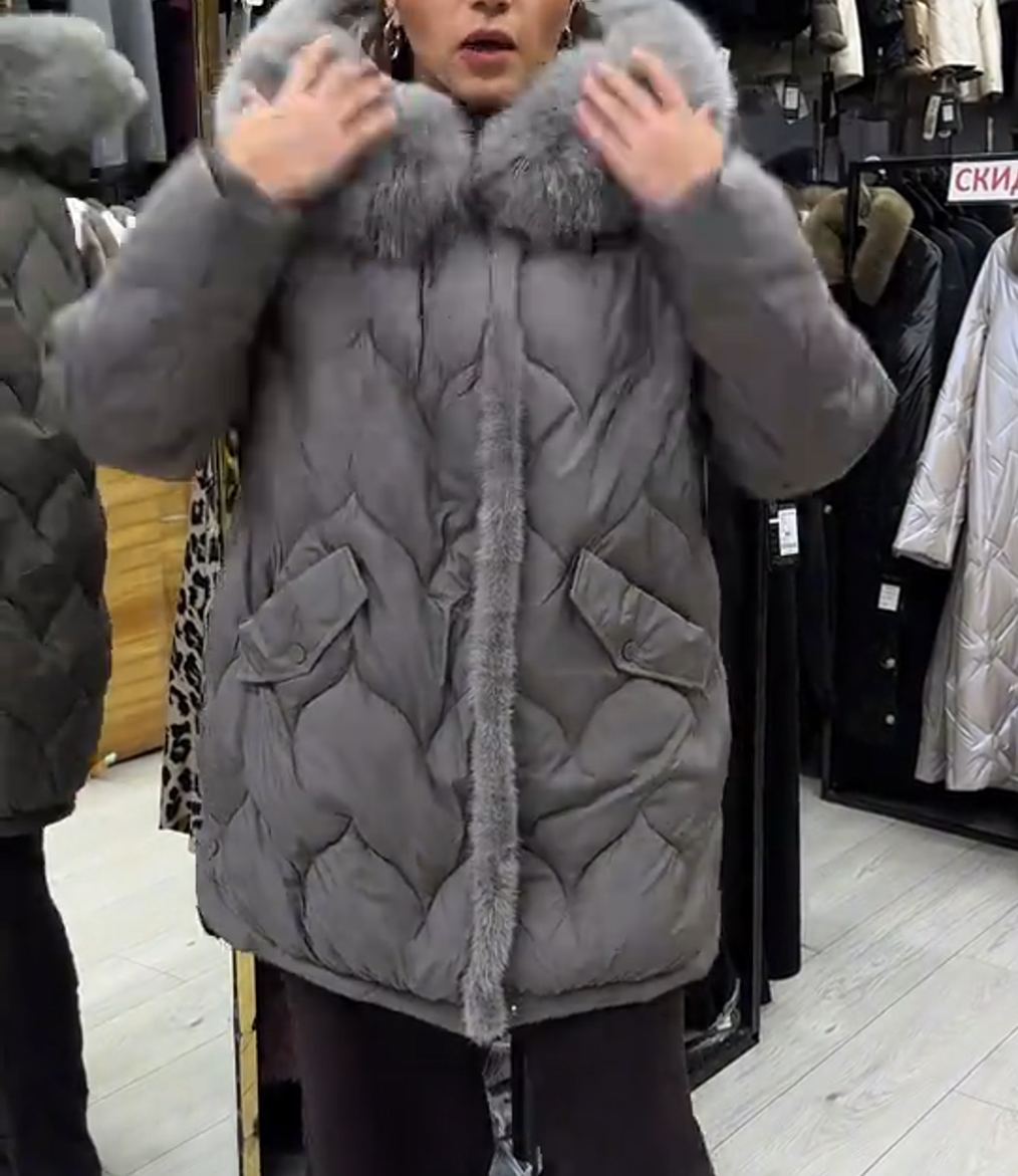 Light Luxury Warm Gray Quilted Down Coat with Faux Fur Hood