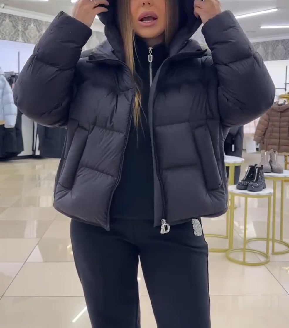 Fashion Short-Length Hooded Puffer Down Jacket