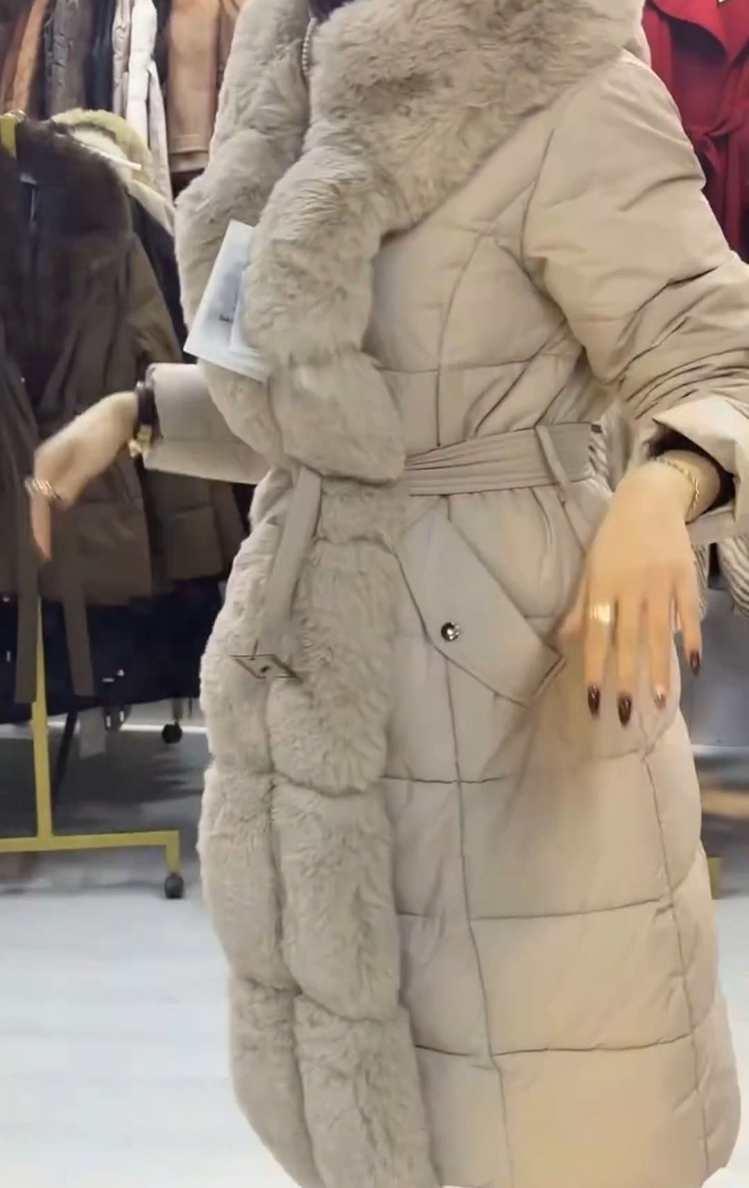 Luxury Detachable Shearling Scarf Beige Down Coat