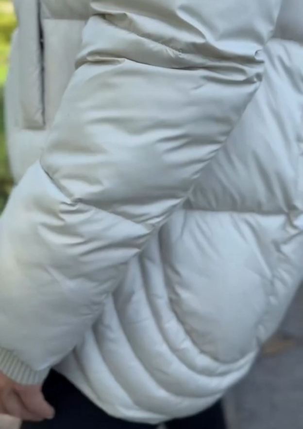 Fashion Solid-Color Quilted Light Gray Down Jacket