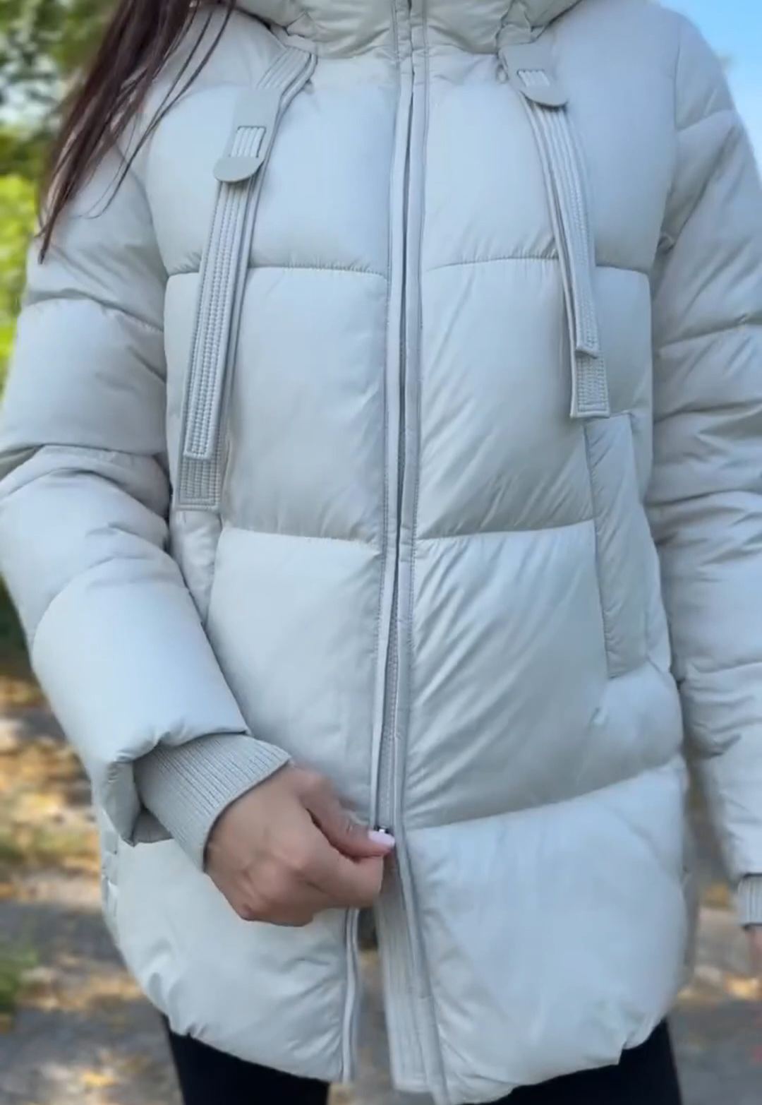 Fashion Solid-Color Quilted Light Gray Down Jacket