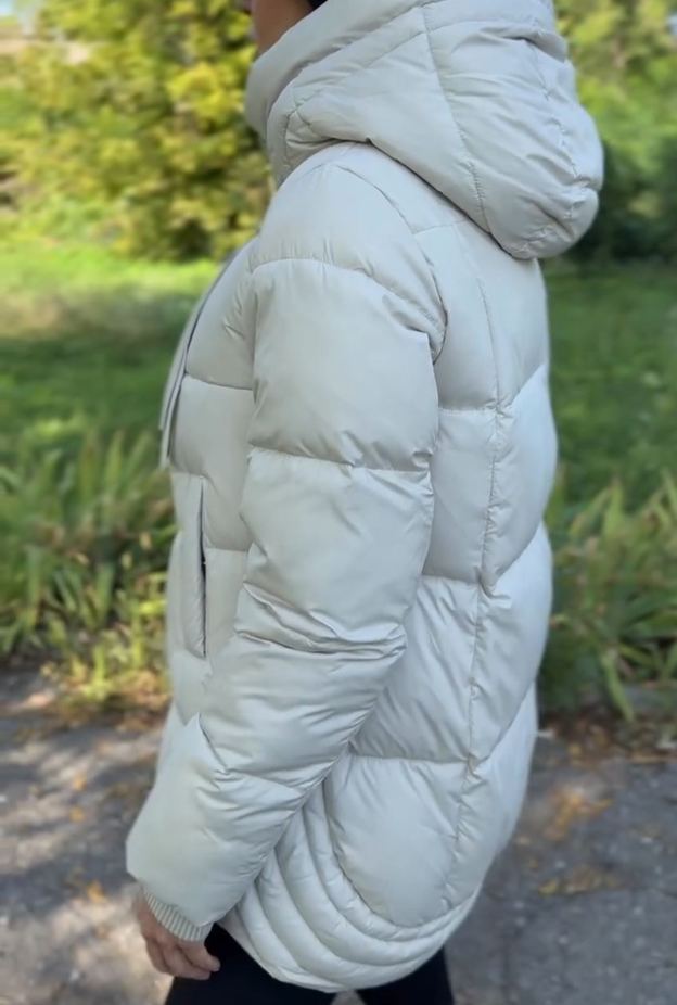 Fashion Solid-Color Quilted Light Gray Down Jacket