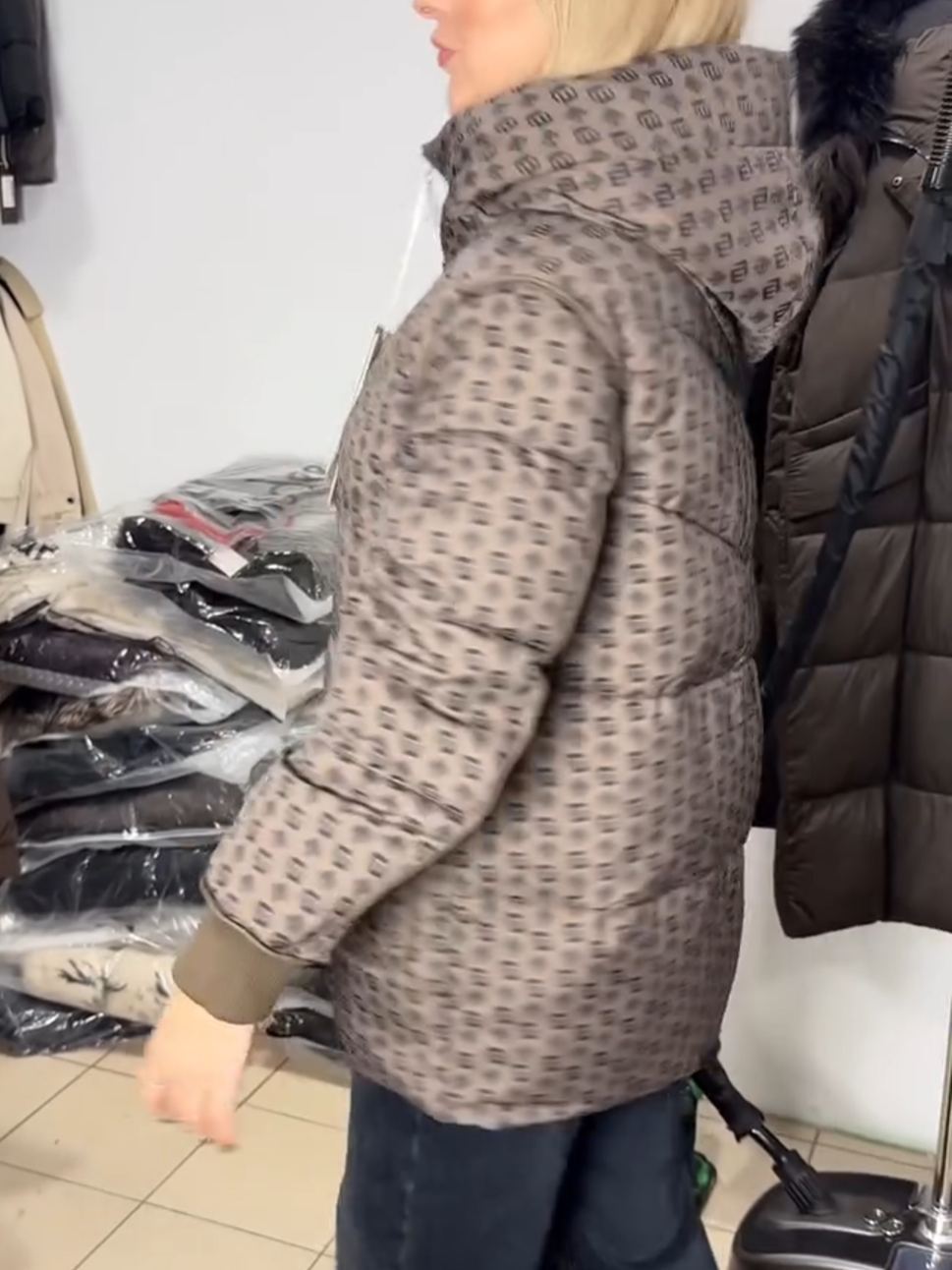 Reversible Two-Tone Patterned Down Jacket