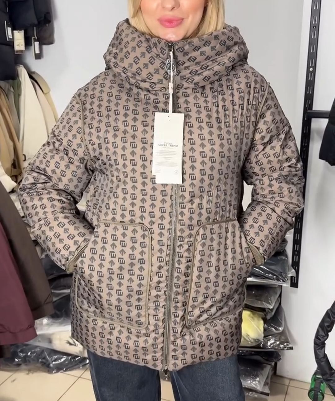 Reversible Two-Tone Patterned Down Jacket
