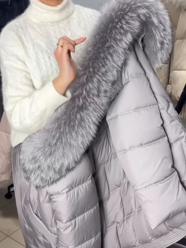 Detachable Fur-Collar Light Gray Quilted Down Jacket