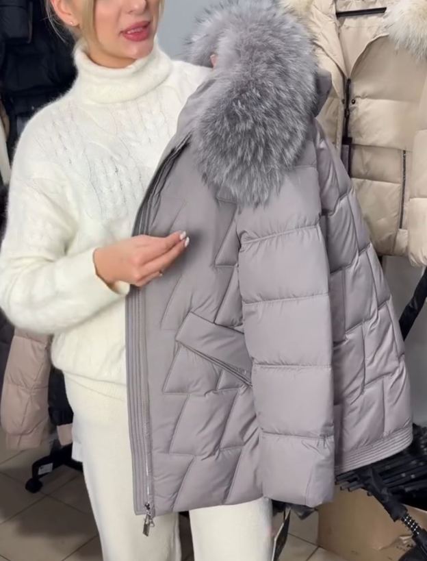 Detachable Fur-Collar Light Gray Quilted Down Jacket