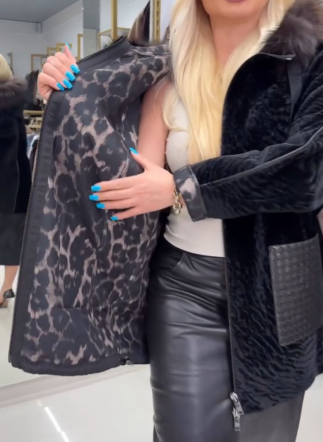 Leopard-Print Lining Black Faux Fur Jacket