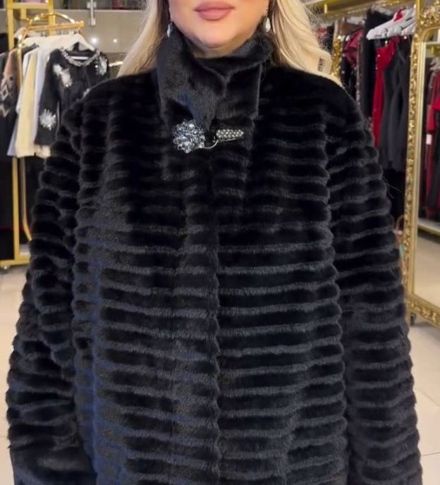 Glamorous Crystal-Embellished Magnetic Clasp Faux Fur Coat