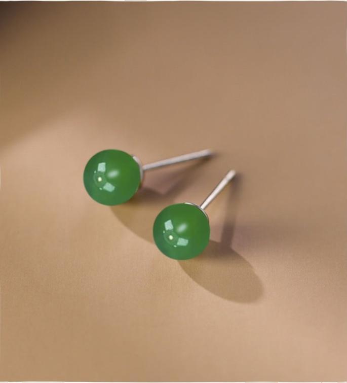 Round Jade Stud Earrings in 925 Silver: Luck, Prosperity & Confidence