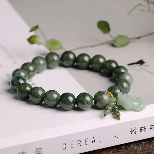 NatureQi Green Jade Bracelet with Pixiu - Attract Wealth and Soothe with Calming Energies