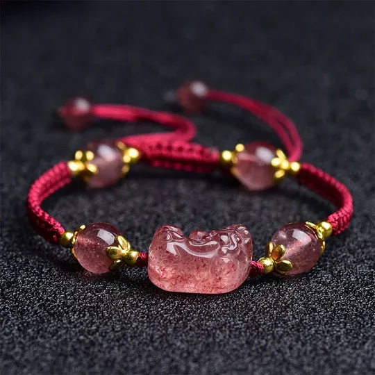 NatureQi Natural Strawberry Crystal Pixiu Wealth - attracting Red - String Bracelet: Inherit Auspicious Meanings and Attract Wealth and Blessings
