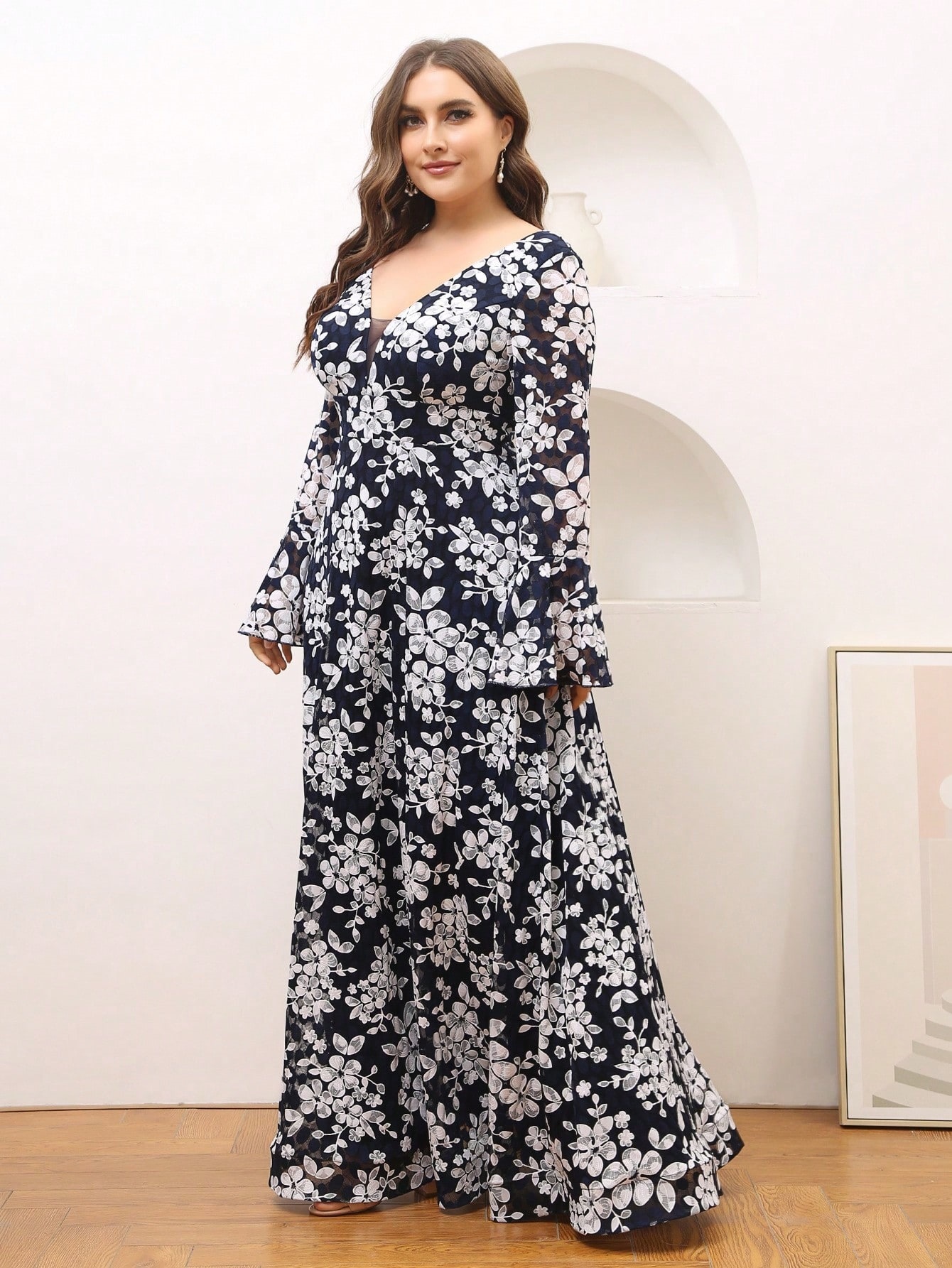 Leely Plus Women's Elegant V Neck Flare Sleeve A-Line Dress