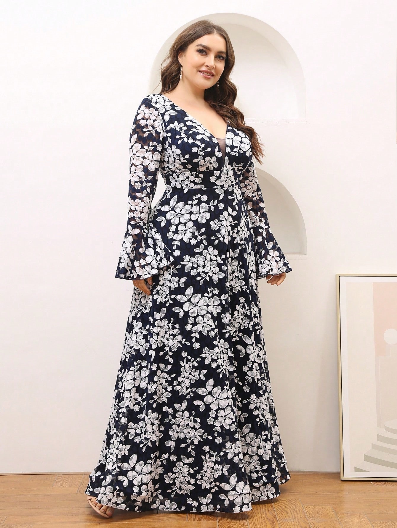 Leely Plus Women's Elegant V Neck Flare Sleeve A-Line Dress