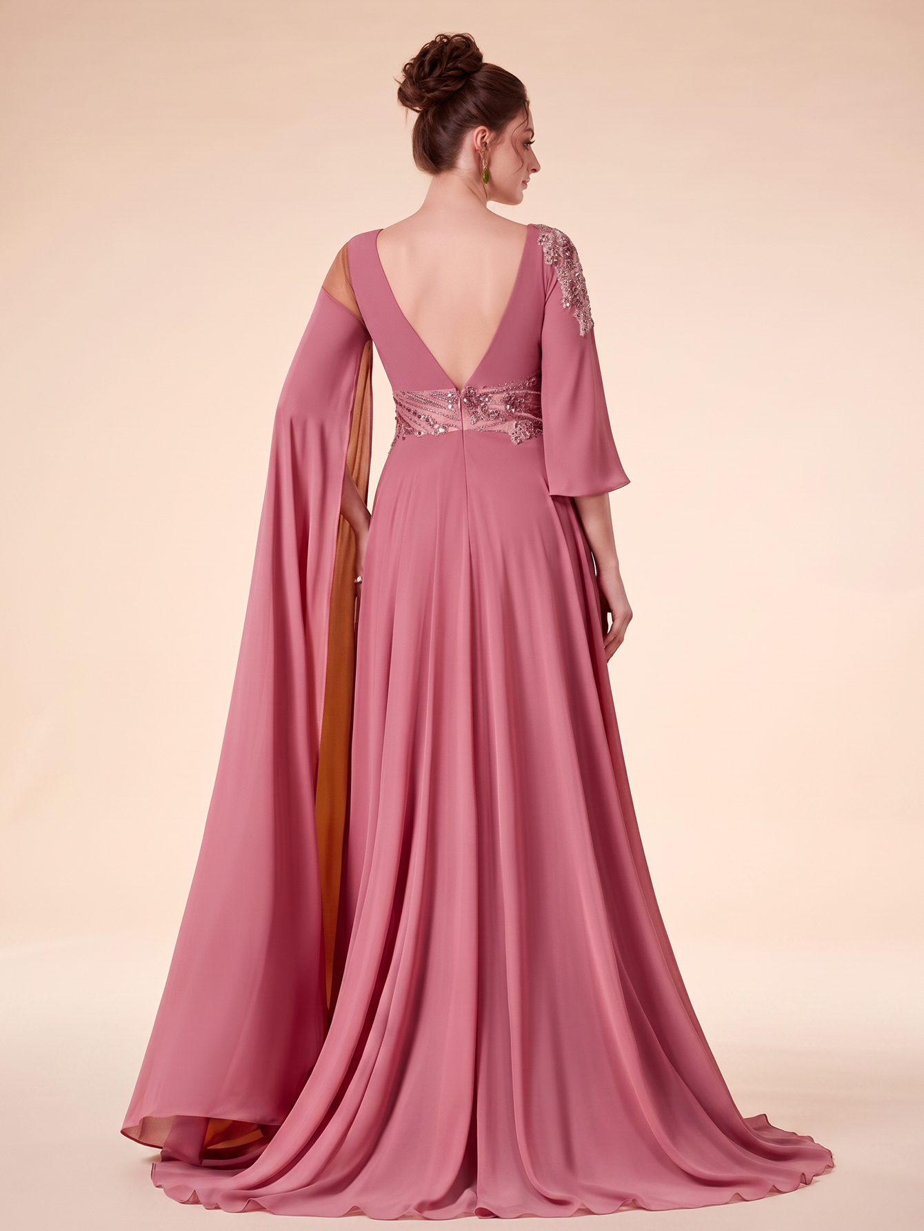 Leely Round Neck Extra-Long Sleeve Prom Dress