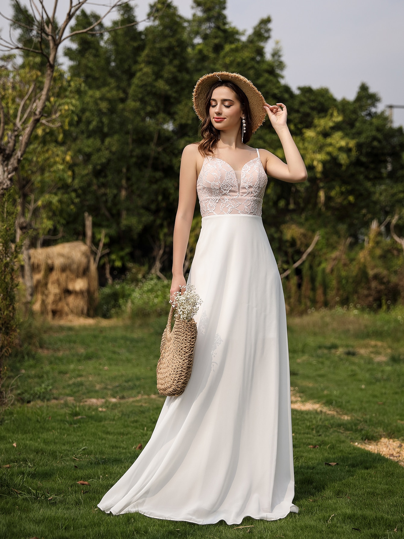 Leely Elegant Strapless Sleeveless A-line Wedding Dress