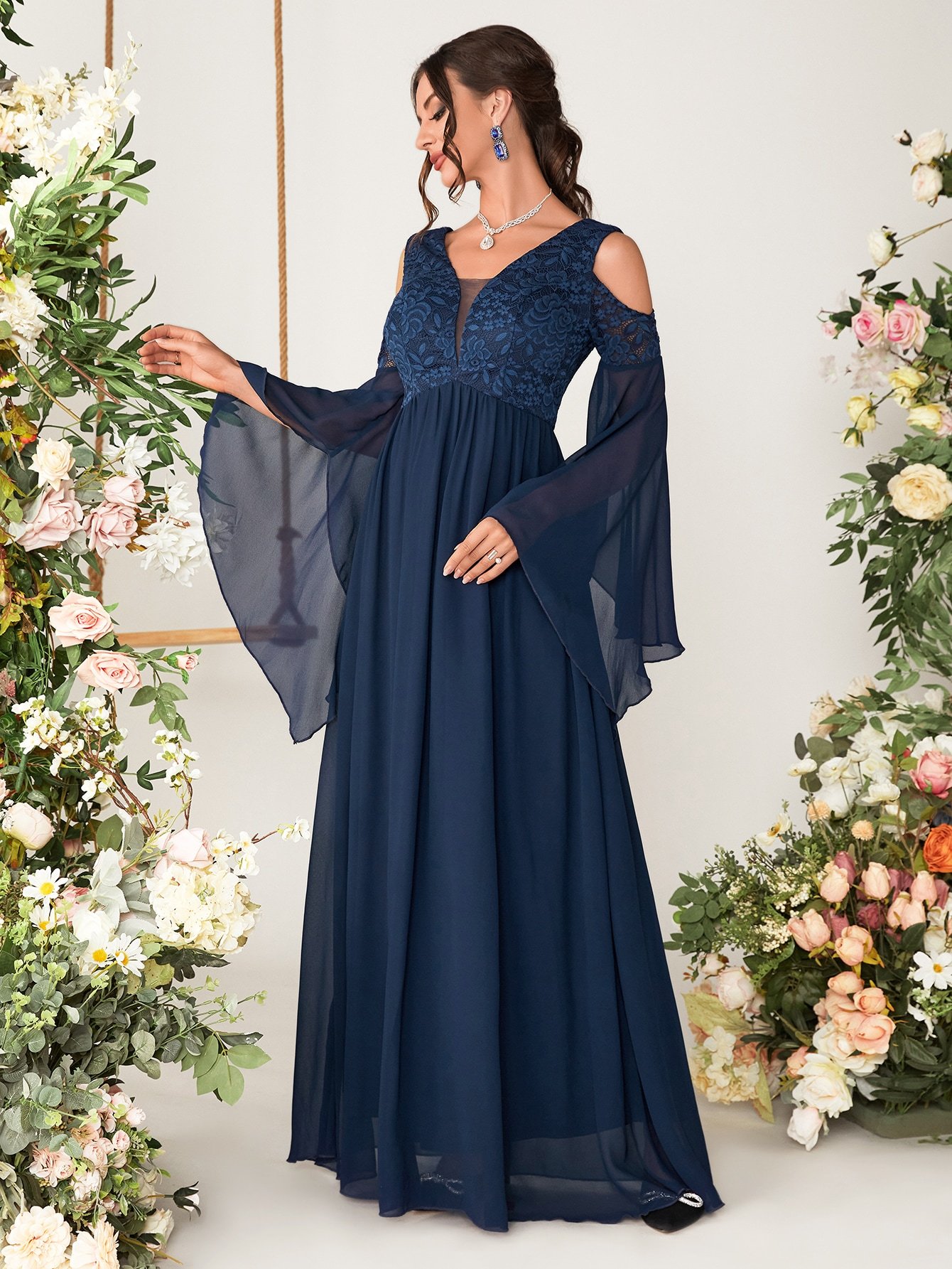 Leely Women's Elegant Sweetheart Cloak Sleeve Lace A-Line Dress