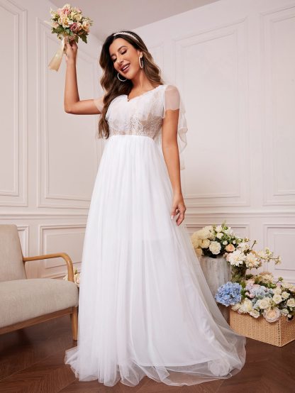 Leely Elegant V Neck Sleeveless A-line Wedding Dress