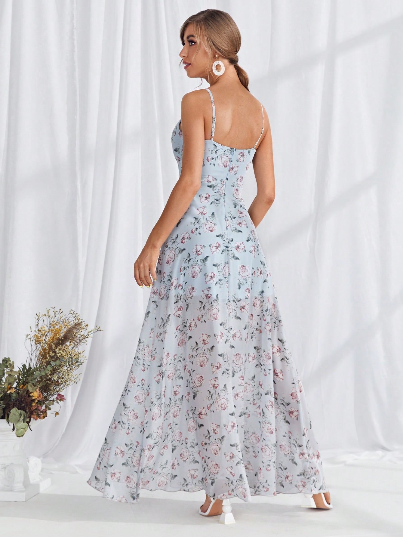 Leely Elegant Spaghetti Straps Sleeveless Party Dress