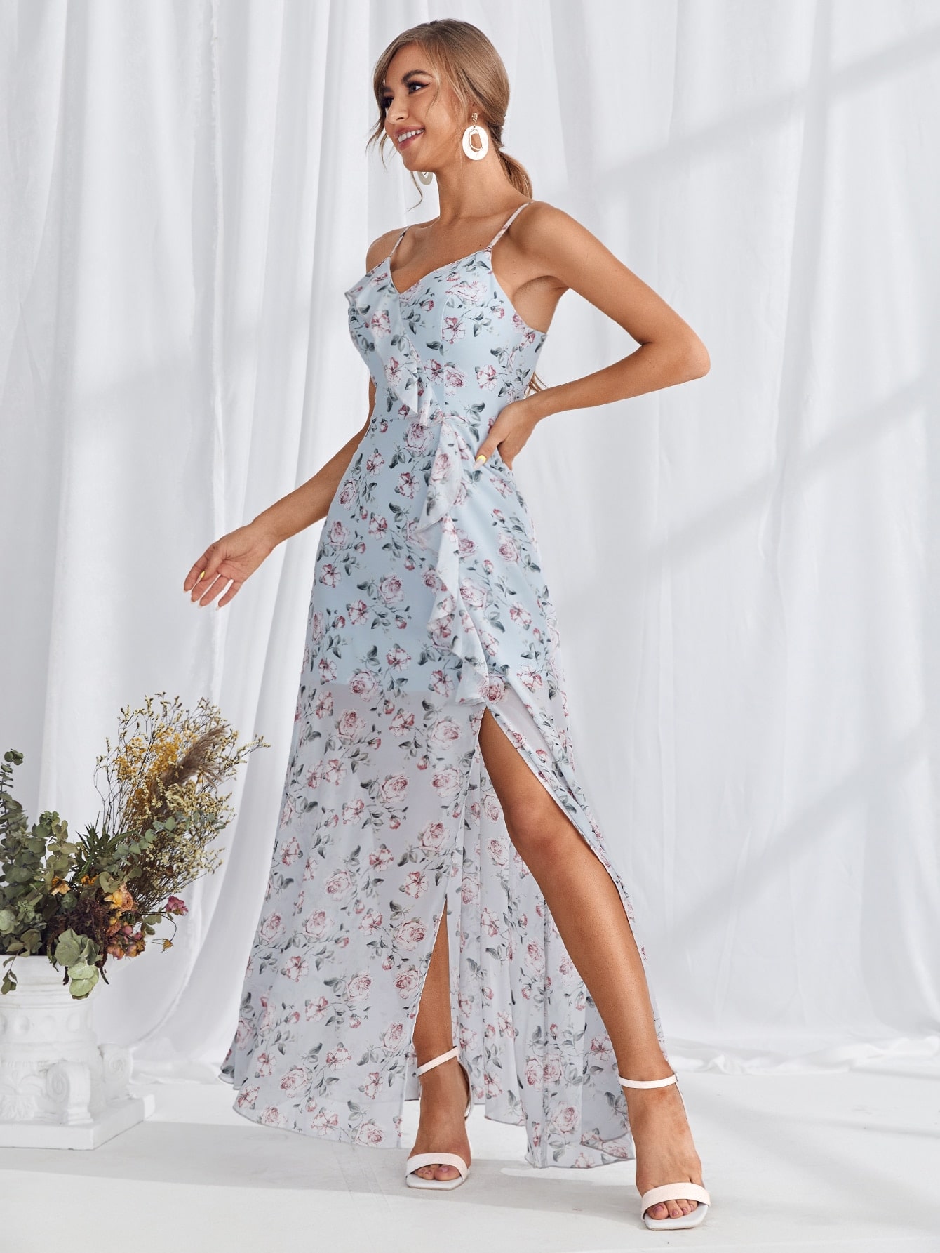 Leely Elegant Spaghetti Straps Sleeveless Party Dress