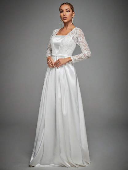 Leely Elegant Queen Anne Neckline Long Sleeve Wedding Dress