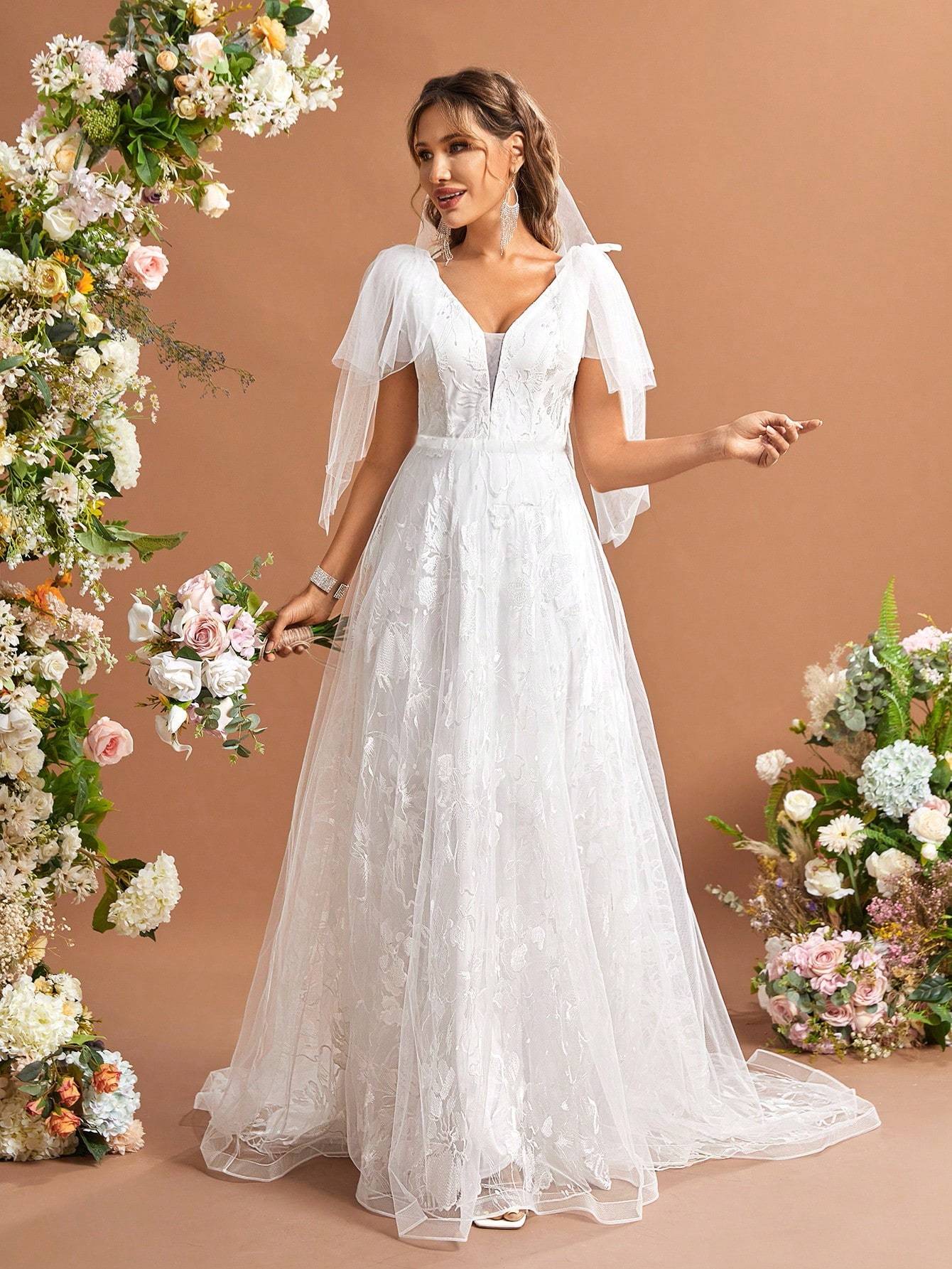 Leely Elegant V Neck Sleeveless A-line Wedding Dress