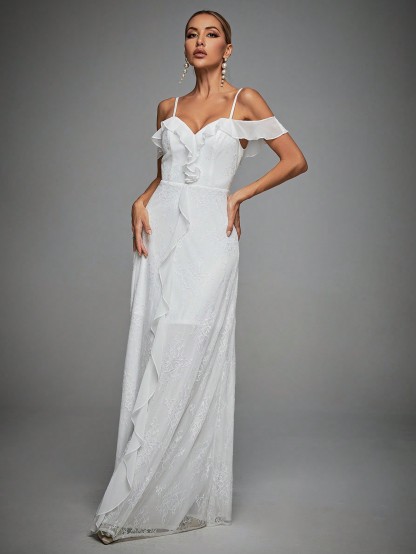 Leely Women's Elegant Spaghetti Straps Cold Shoulder Wedding Dress