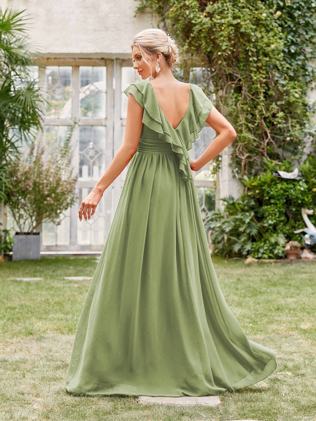 Leely Elegant V Neck Sleeveless Bridesmaid gowns