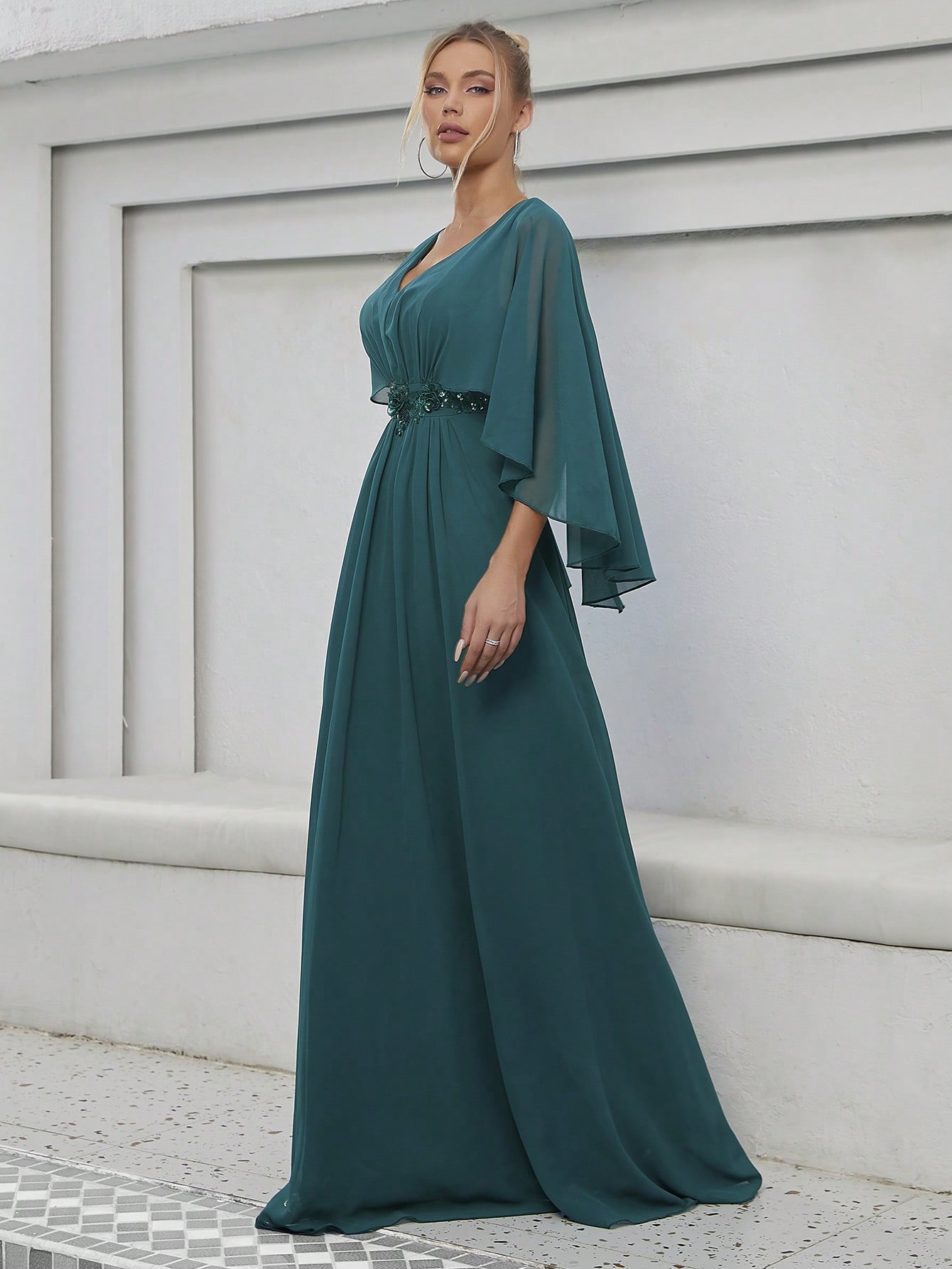 Leely Elegant V Neck Cloak Sleeve A-line Party Dress