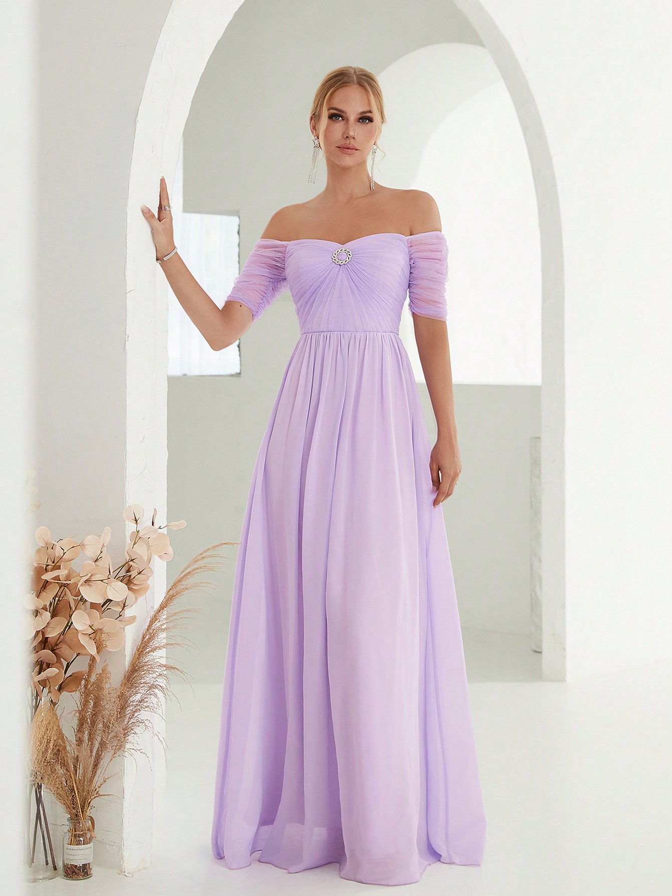 Leely Women's Elegant Sweetheart Cloak Sleeve Lace A-Line Dress