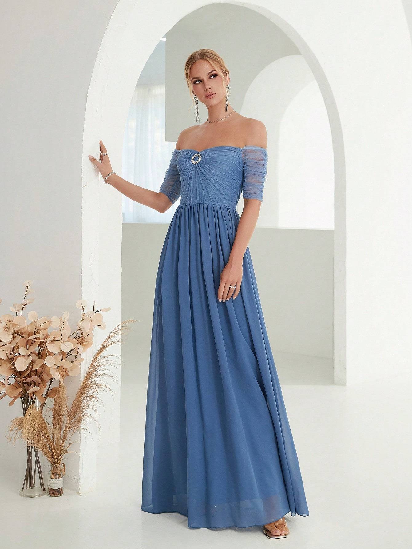 Leely Women's Elegant Sweetheart Cloak Sleeve Lace A-Line Dress
