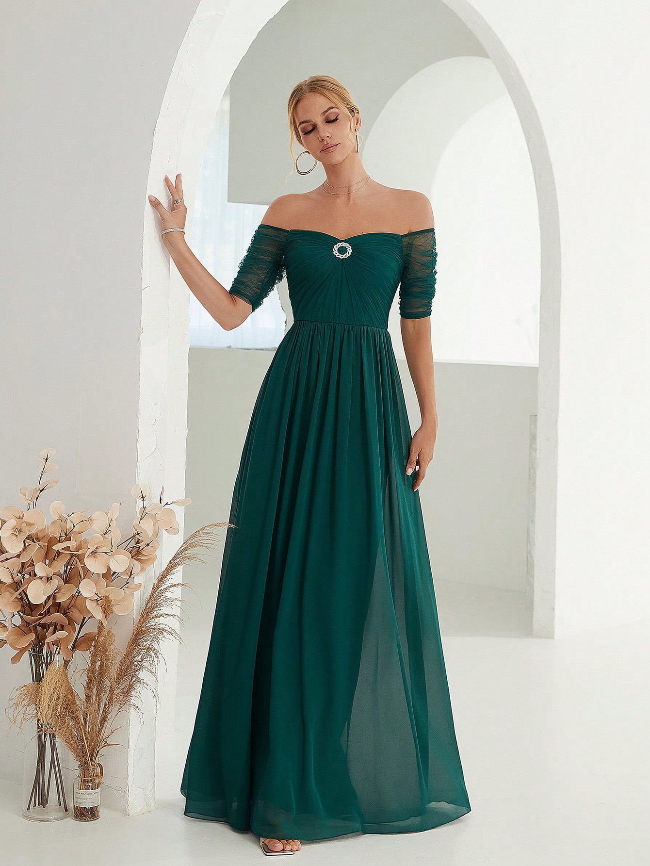 Leely Elegant Off The Shoulder Short Sleeve Chiffon Party Dress