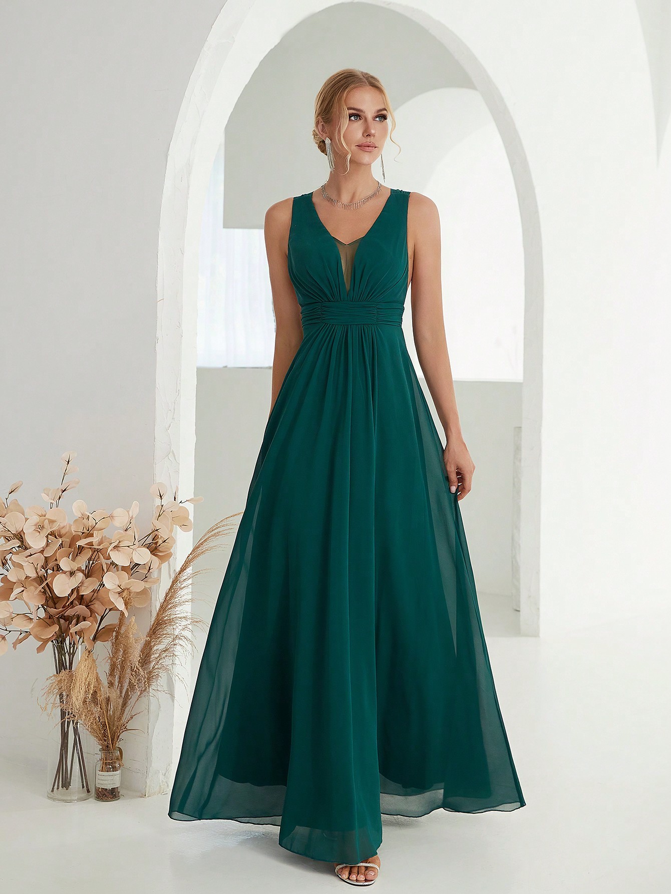 Leely Women's Elegant V Neck Sleeveless Party Dress