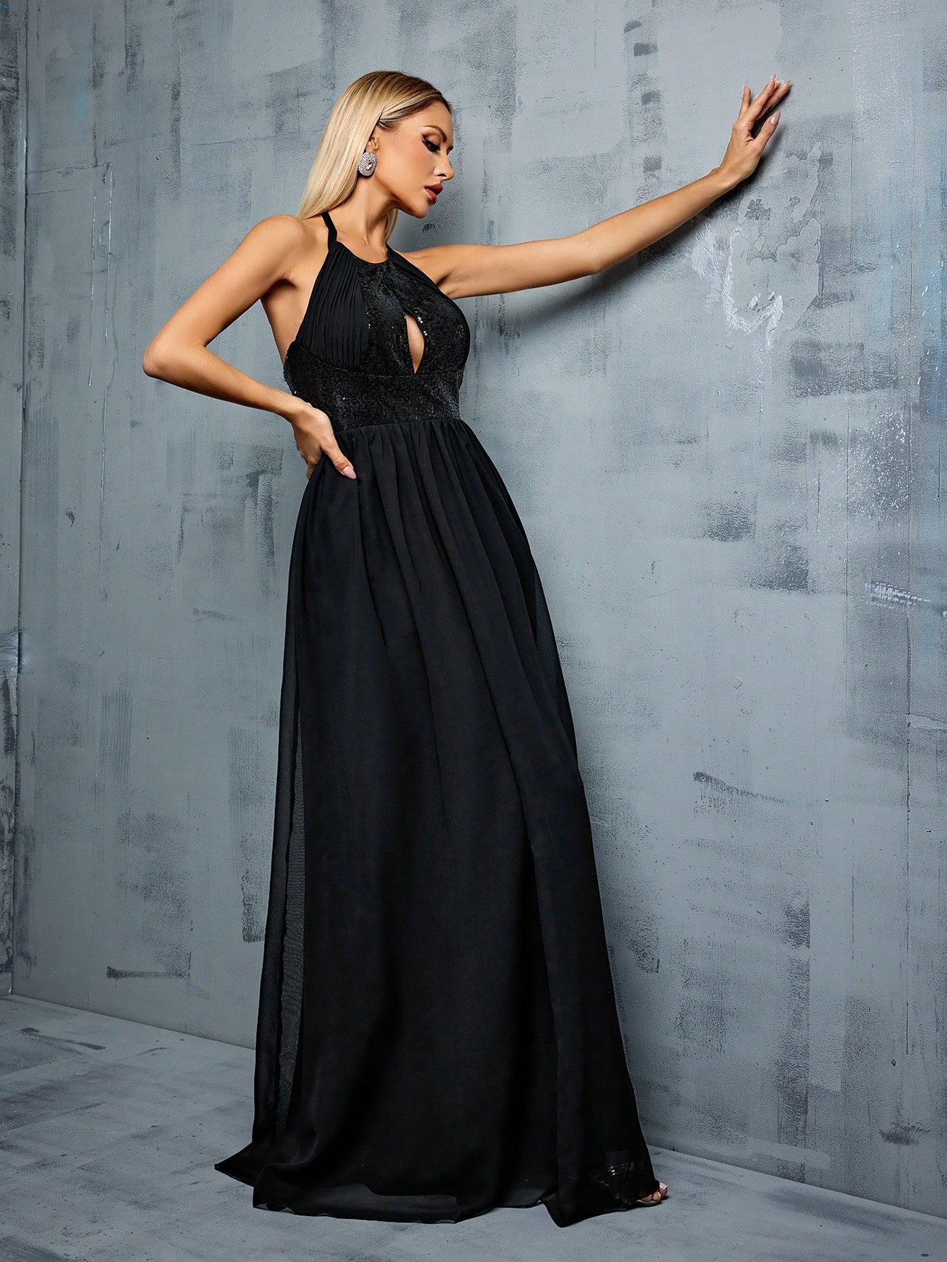 Leely Elegant Halter Sleeveless A-line Party Dress