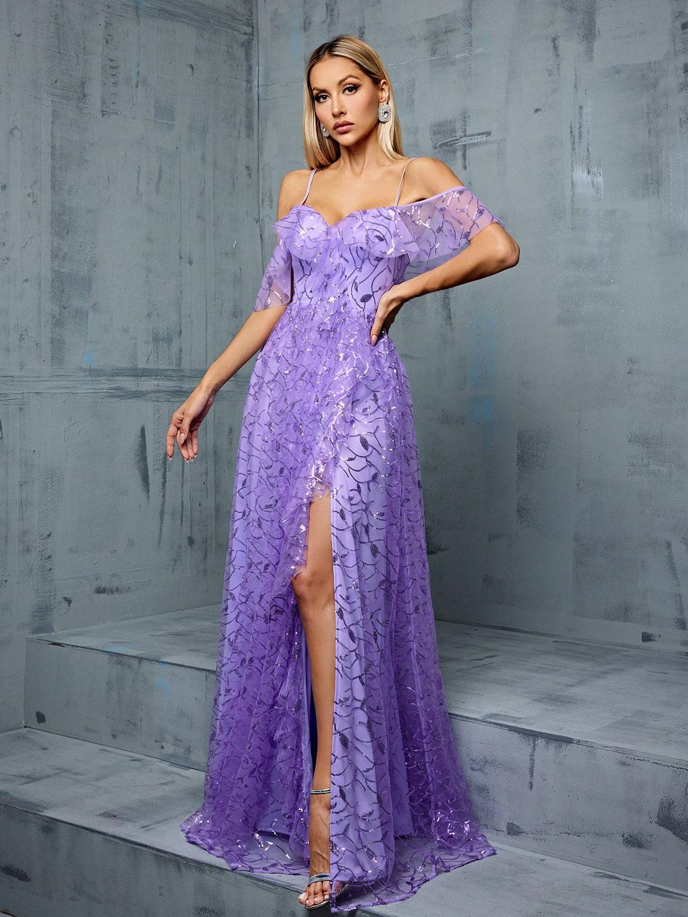 Leely Women's Elegant Sweetheart Cloak Sleeve Lace A-Line Dress