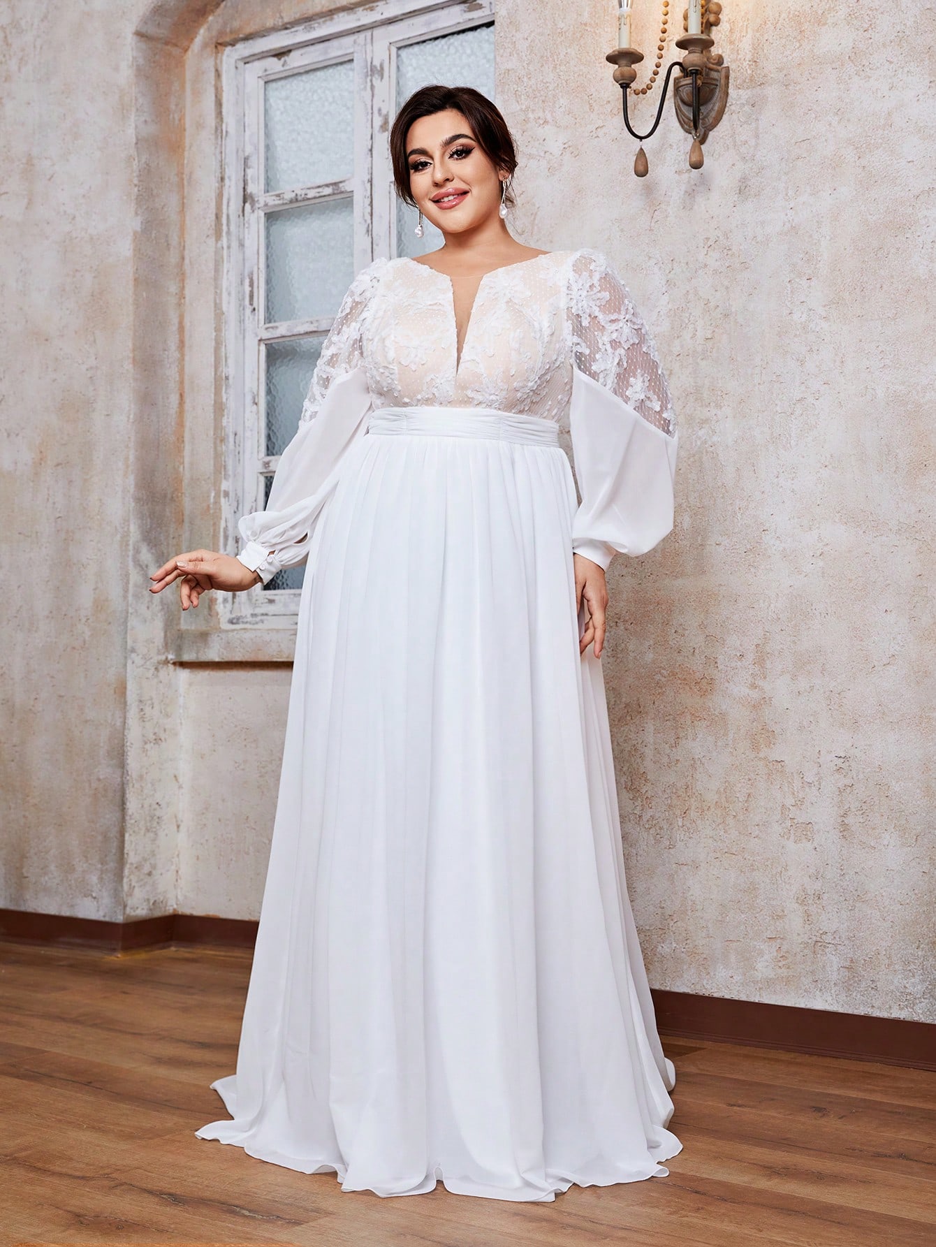 Leely Plus Women's V Neck Flare Sleeve A‑Line Wedding Dress