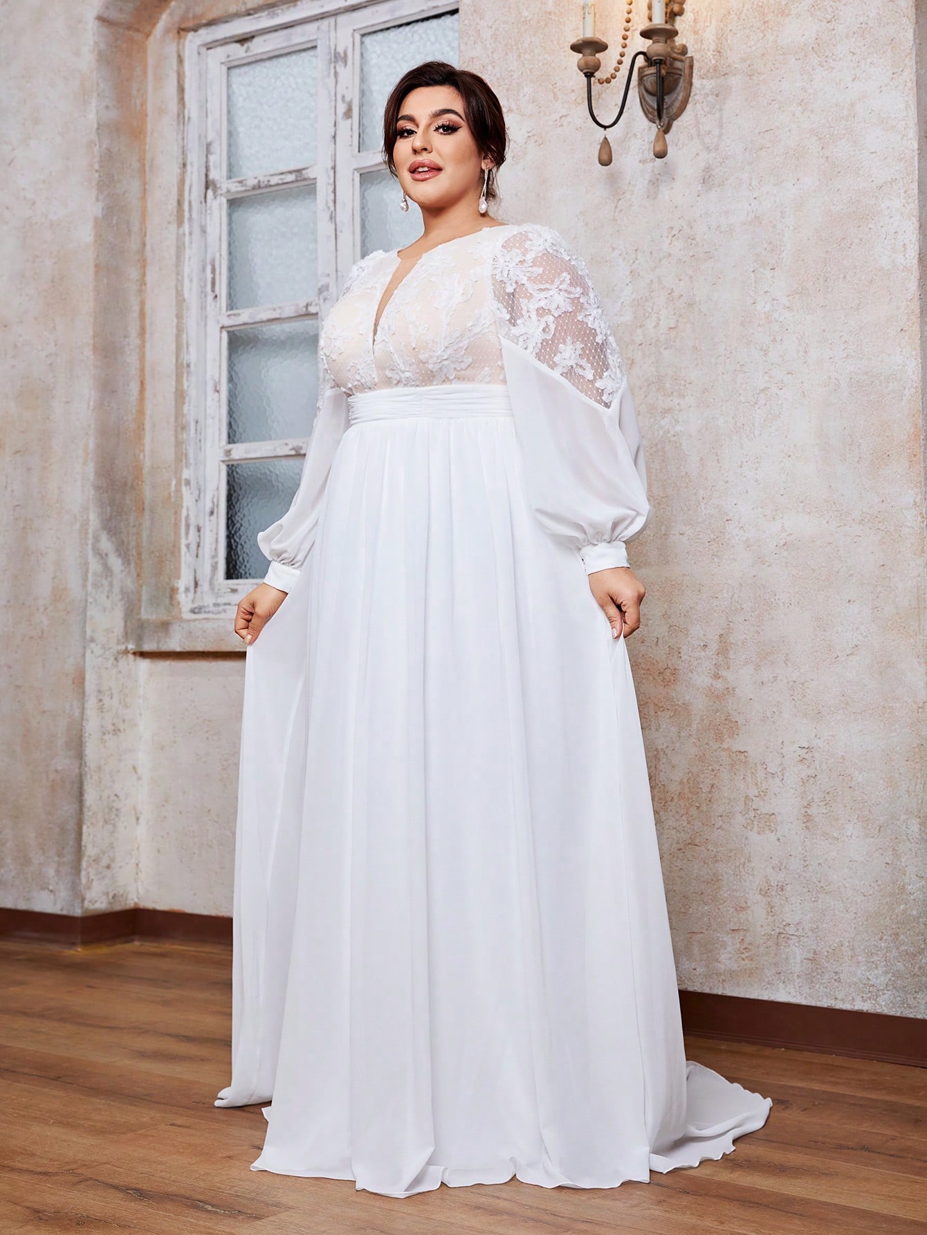 Leely Plus Women's V Neck Flare Sleeve A‑Line Wedding Dress