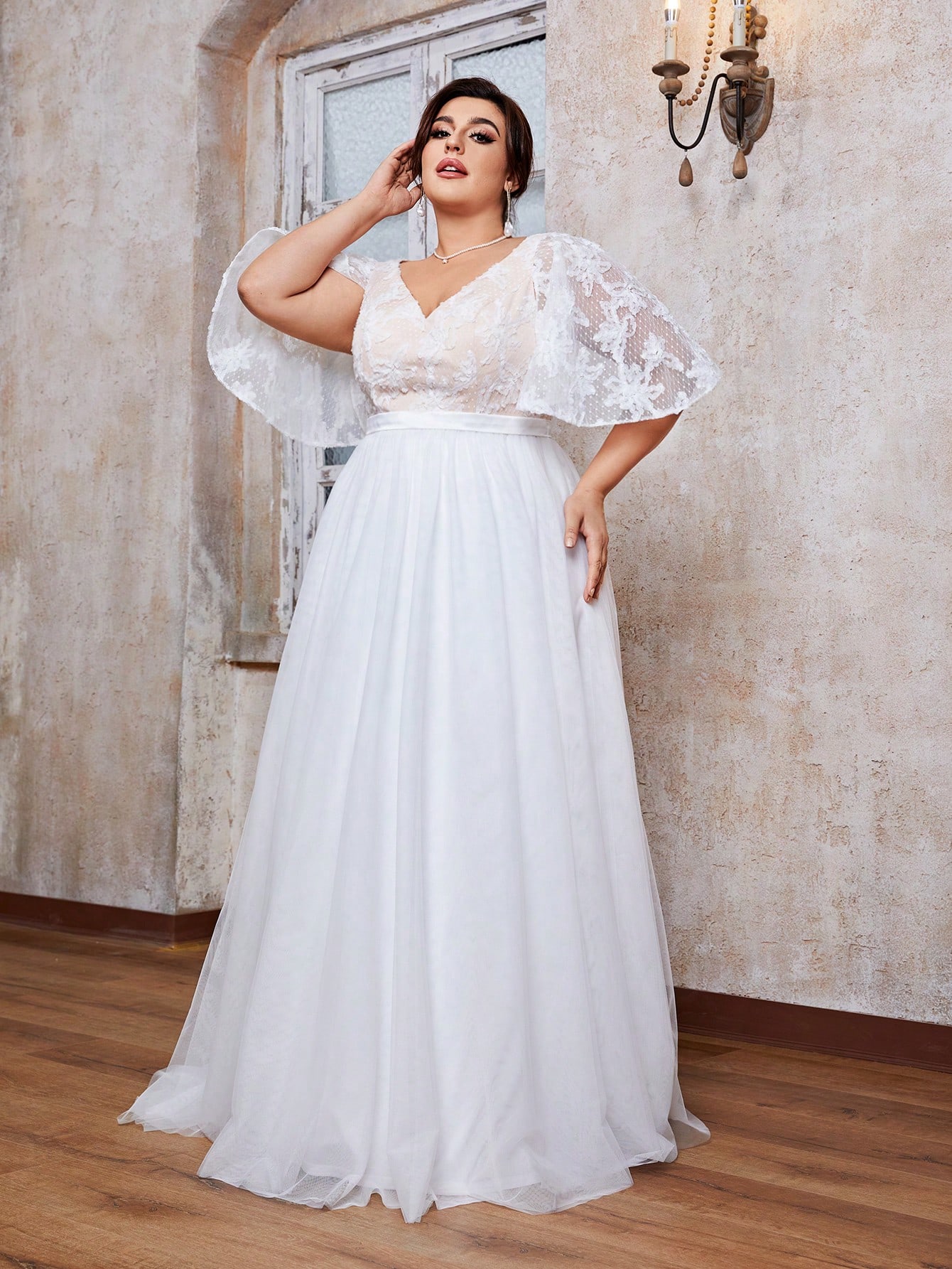 Leely Women's Elegant Sweetheart Cloak Sleeve Lace A-Line Dress