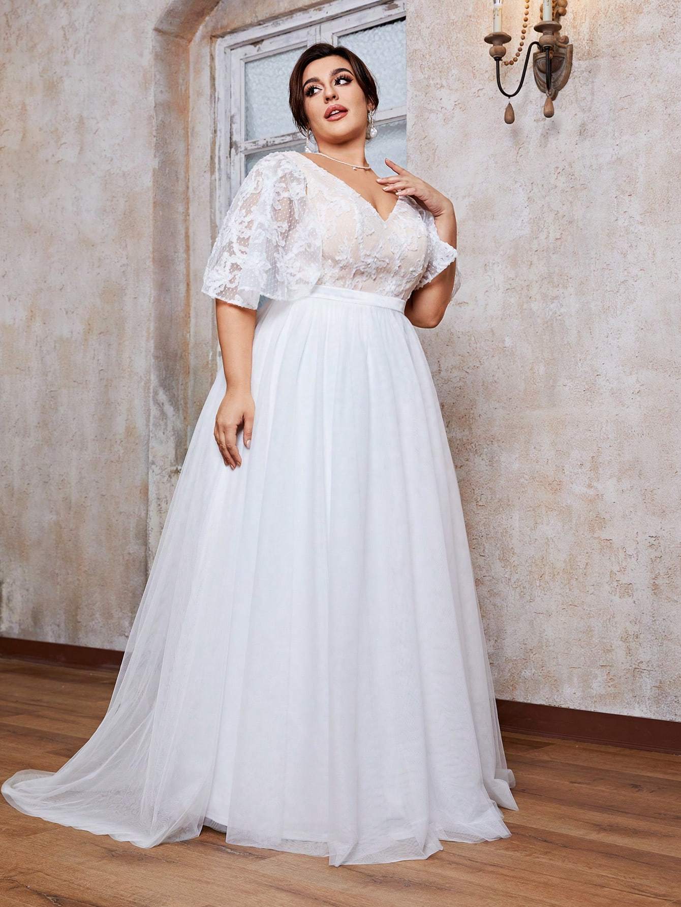 Leely Plus Women's V Neck Flounce Sleeve A‑Line Wedding Dress