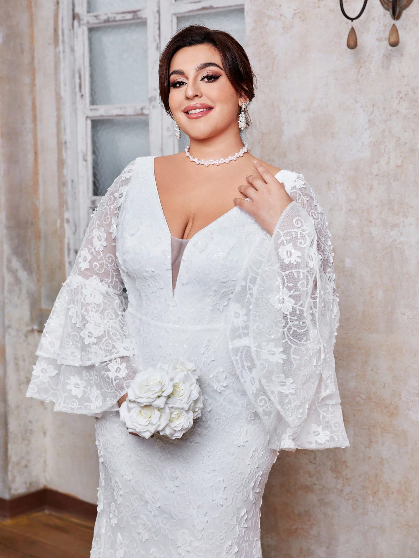 Leely Plus Women's Elegant V Neck Flare Sleeve Wedding Dress