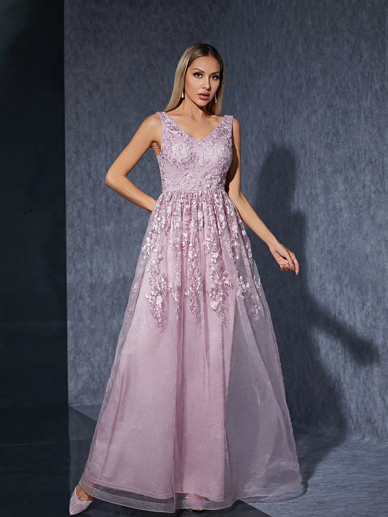 Leely Women's Elegant Sweetheart Cloak Sleeve Lace A-Line Dress