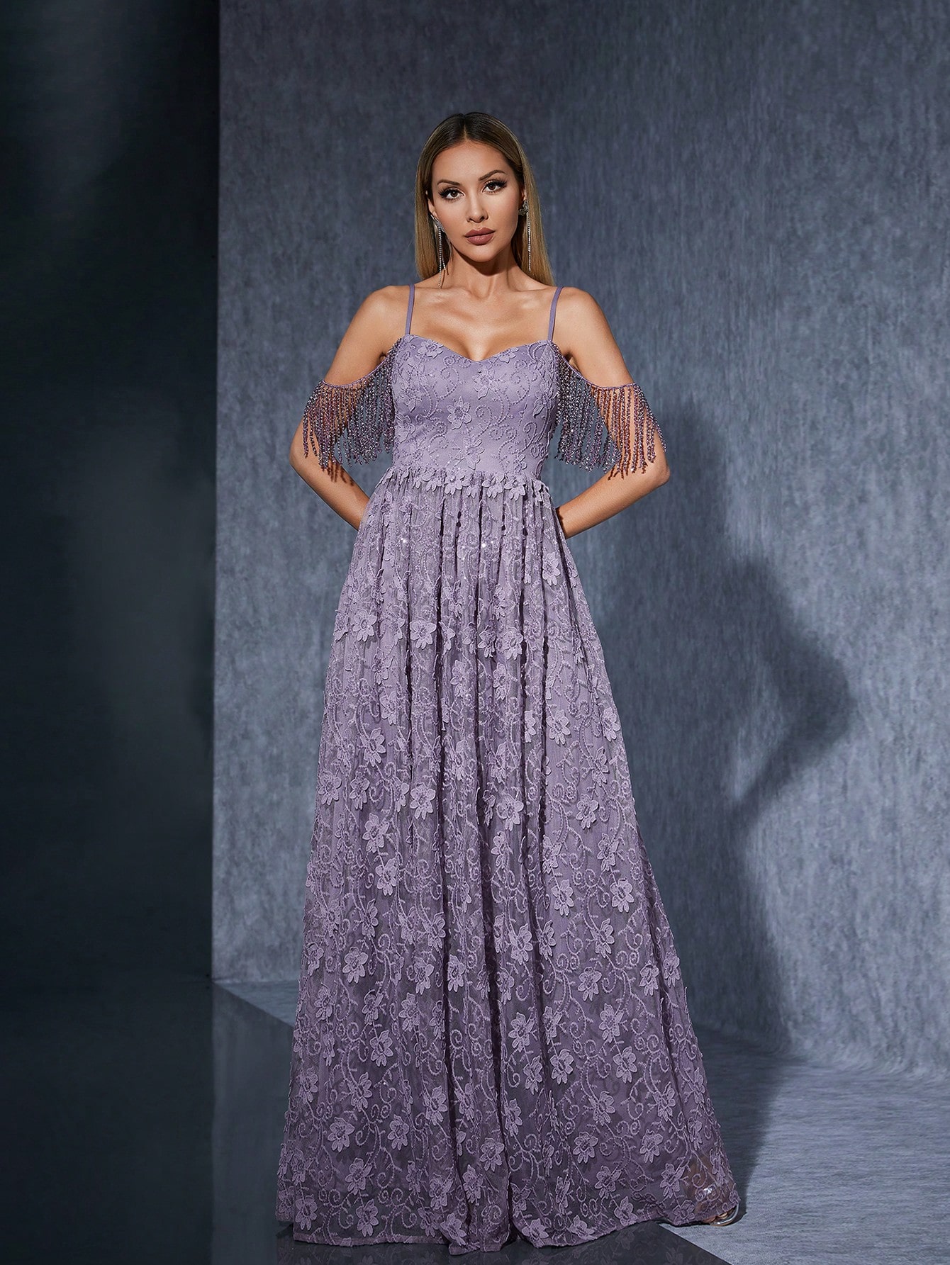 Leely Women's Elegant Sweetheart Cloak Sleeve Lace A-Line Dress