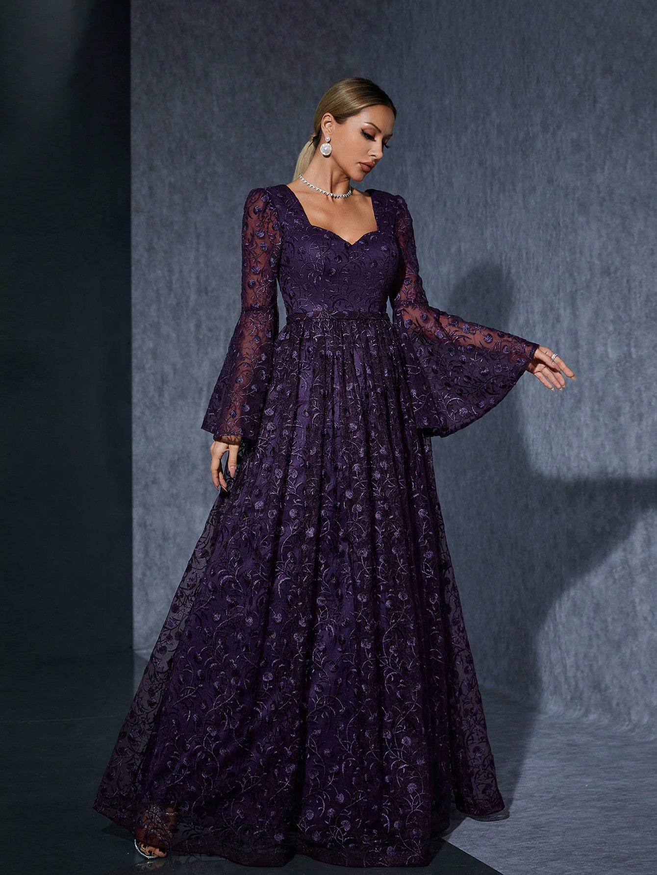 Leely Women's Elegant Sweetheart Cloak Sleeve Lace A-Line Dress